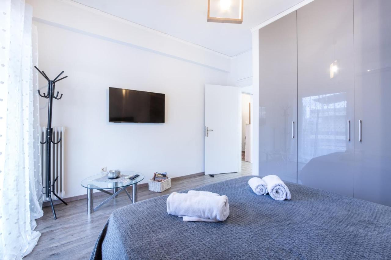 Apartment With Parking Near Medical Center เอเธนส์ ภายนอก รูปภาพ