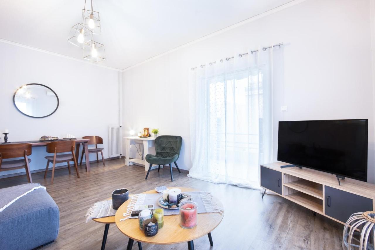 Apartment With Parking Near Medical Center เอเธนส์ ภายนอก รูปภาพ